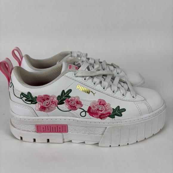 Puma Mayze White, Garnet Rose-Vine Embroidery Size 7 Platform Shoes - Picture 2 of 13